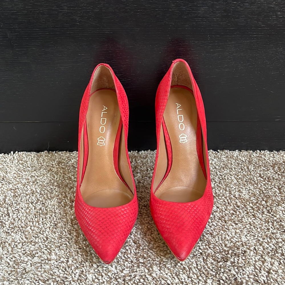 Red also stiletto heel